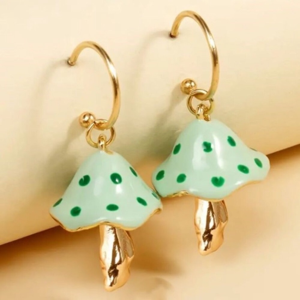 NEW Light Green Enamel 24k Gold Plated Dot Mushroom Cap Earrings Pierced